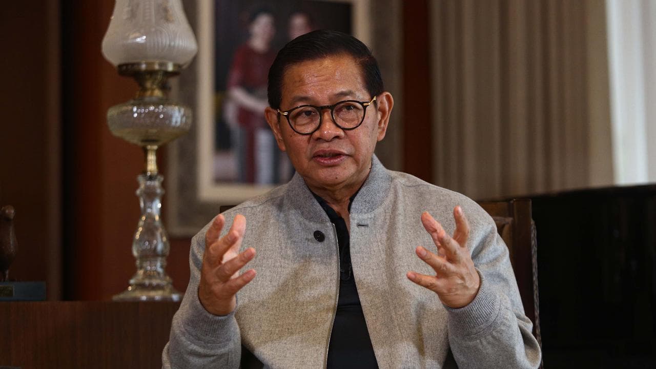 Pramono Larang Sahur on The Road-Sweeping Warung saat Ramadan